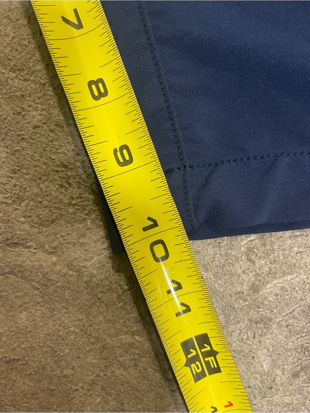Like New! Under Armour HeatGear Navy Mens Shorts - Picture 5 of 6